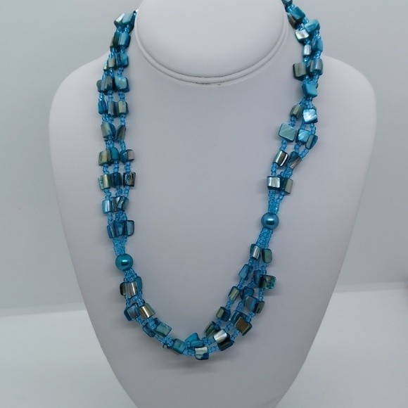 Blue dyed shell‎ multistrand necklace - Picture 1 of 4